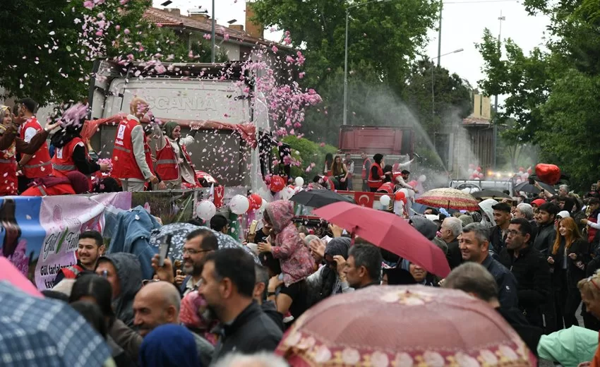 Isparta’da gül festivali coşkusu yaşanacak