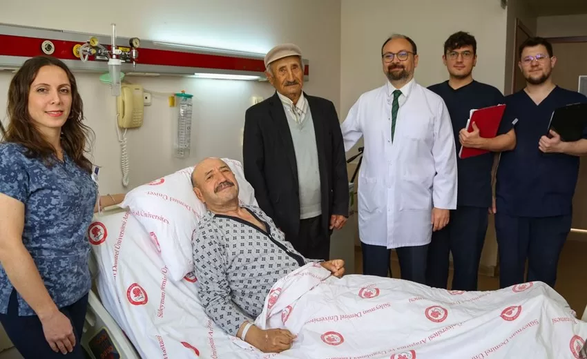 SDÜ Üroloji Kliniğinde Dünya Standartlarında Tedavi Hizmeti