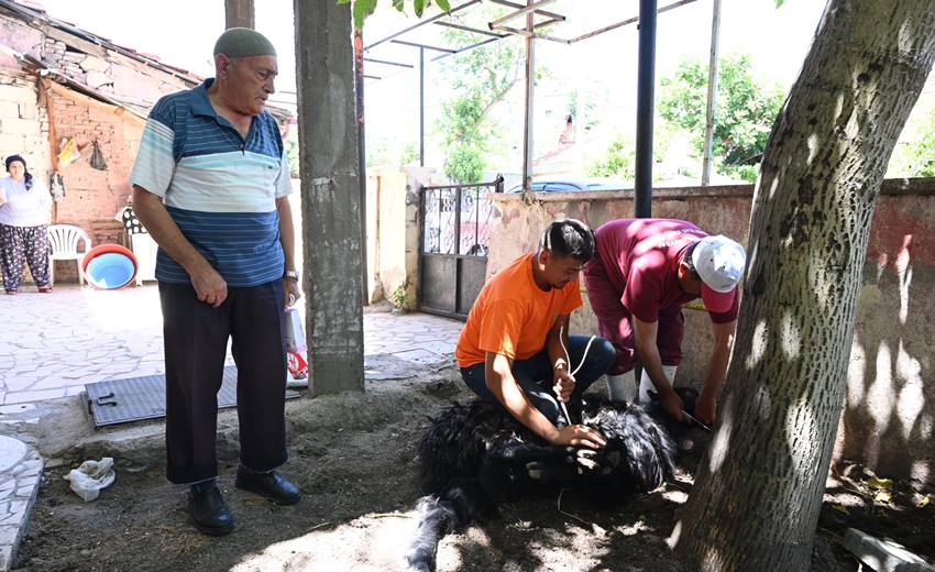 Vatandaşların kurban kesim talepleri bir bir yerine getirildi