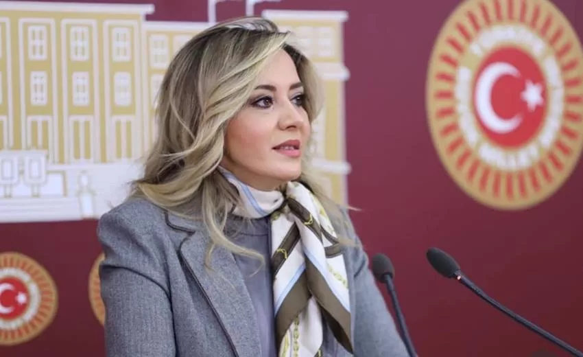 Eski Milletvekili Aylin Cesur İYİ Parti’den İstifa Etti