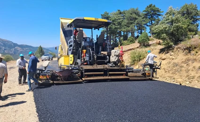 Isparta Genelinde Asfalt Çalışmaları Devam Ediyor