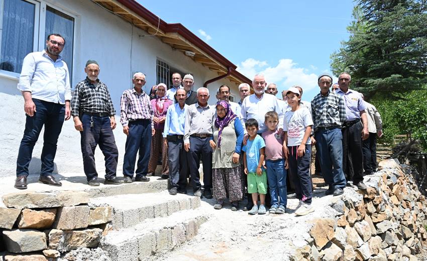 Başkan Başdeğirmen’in Destekleriyle Yeni Evlerine Kavuştular