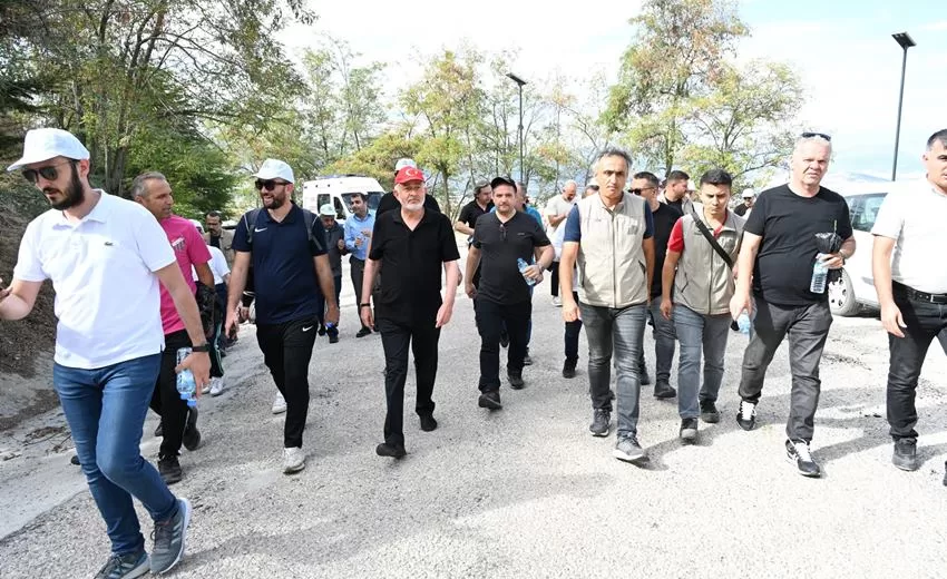 Başkan Başdeğirmen 12 Kilometre Yürüdü