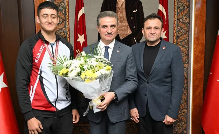 Vali Baruş Başarılı Sporcuları Kabul Etti