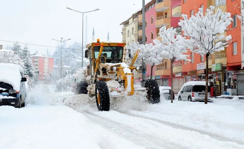 Isparta Beyaza Büründü